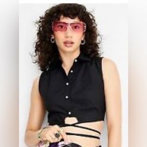 FUTURE COLLECTIVE  Alani Noelle shirt XXL. Fits More Like Size XL